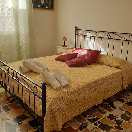 Casa Indipendente Zona Centrale La Maddalena  Zewnętrze zdjęcie